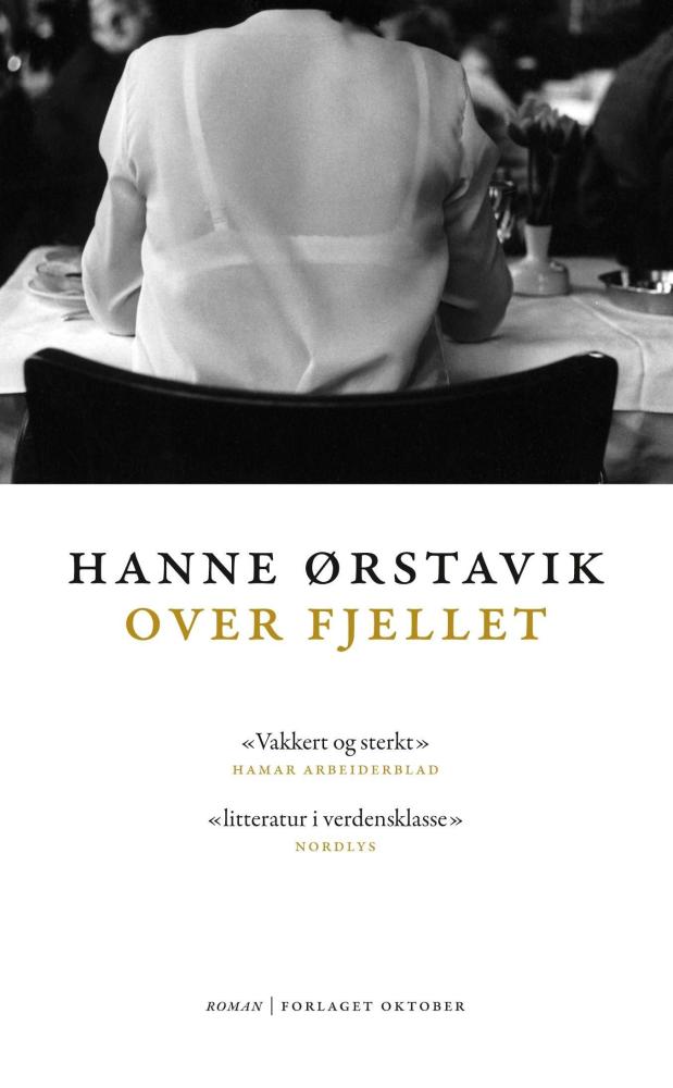 Over fjellet : roman