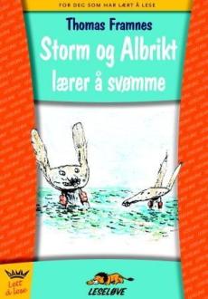 Storm og Albrikt lærer å svømme